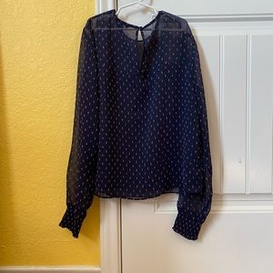 The shirt is classy and Lose